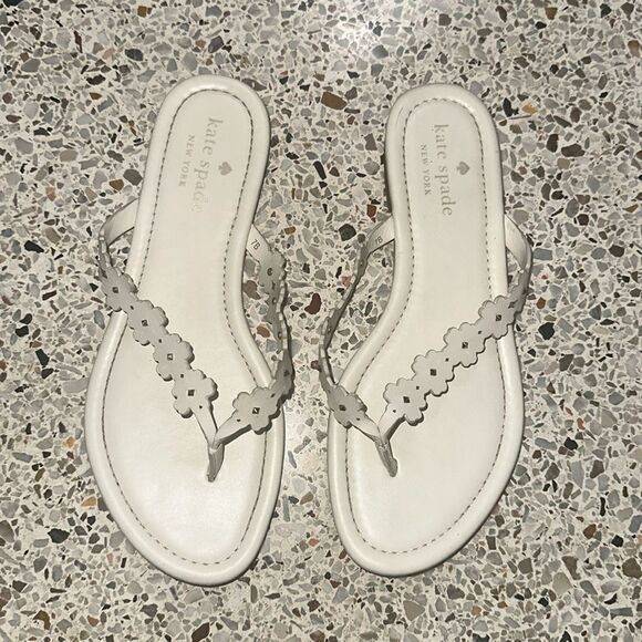 Kate Spade white daisy field sandal flip flop thong 7 - Picture 1 of 7